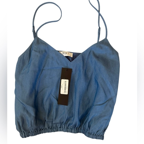 NWT chambray crop tank top blue soft summer goes with everything size small - Picture 2 of 4